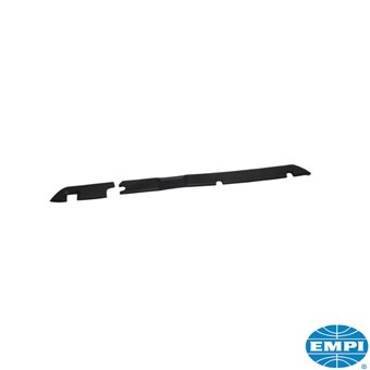 Dashboard onderzijde stootrand 2 delig. Karmann Ghia 8/1967 T/M 7/1971