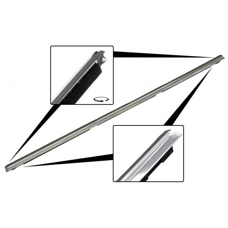 Deurruitrubber inclusief sierlijst links of rechts (per stuk). Karmann Ghia 8/1971 en later (cabriolet) 141837471