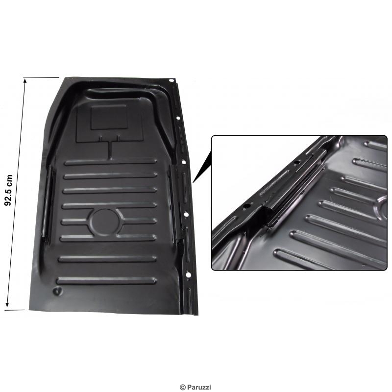 Bodemplaat half links achter. Kever 8/1972 en later 