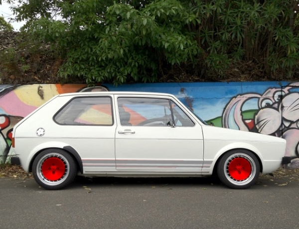 Decoratieve striping zijkant Golf / Jetta 1 en 2 zilver