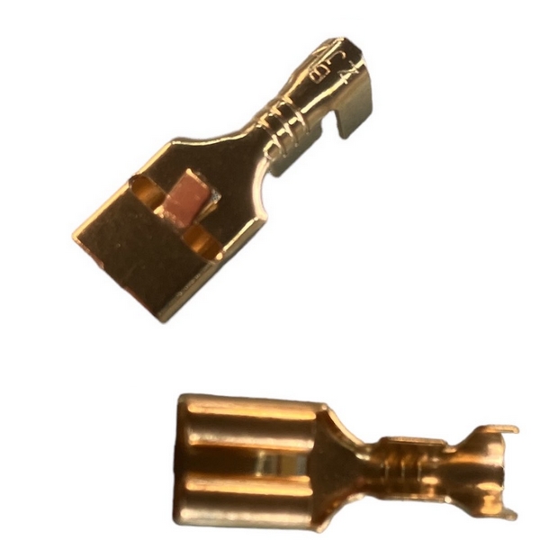 Ongeïsoleerde vrouwelijke vlakstekker met weerhaak  111971960 (Draad 1.5-2.5 mm²) 